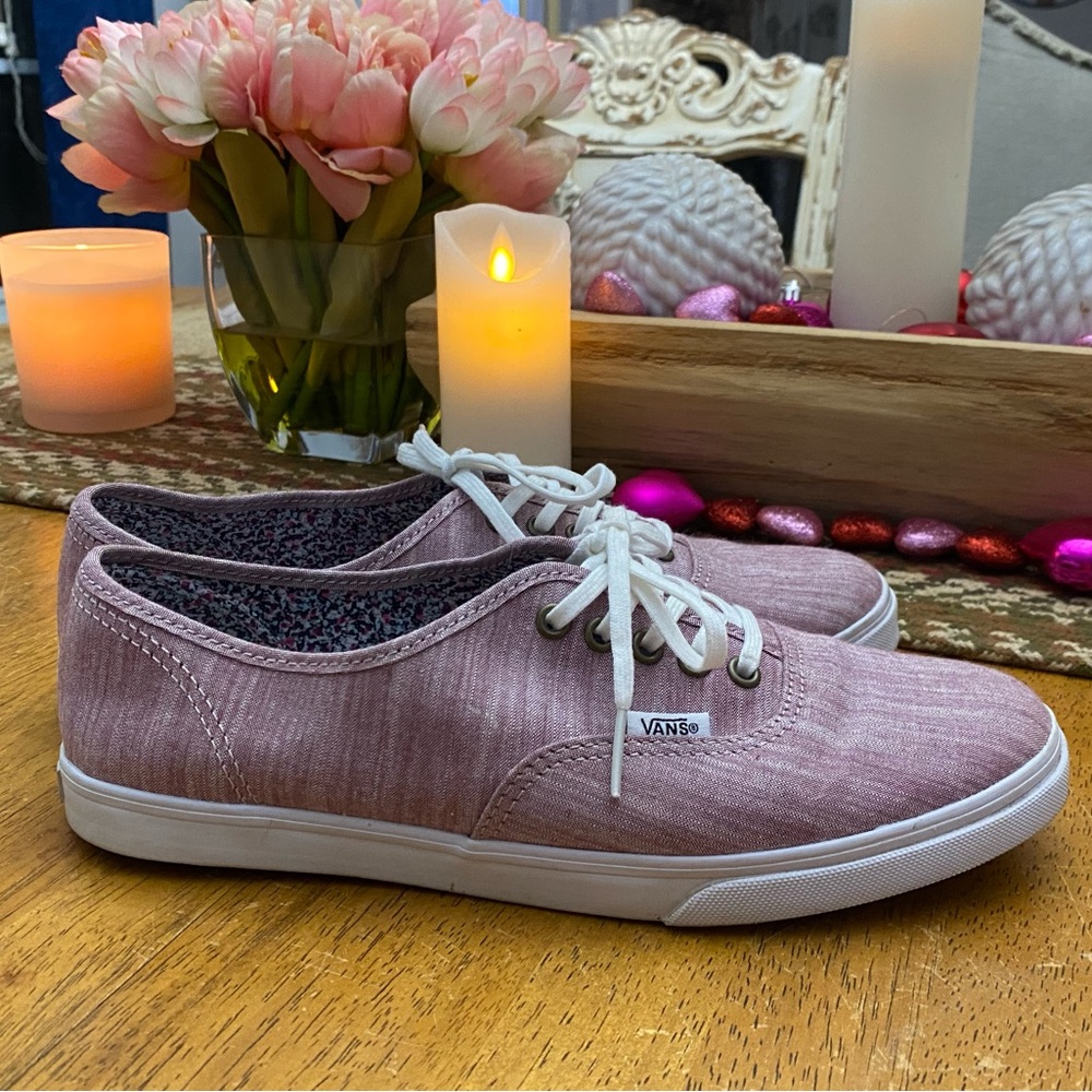 Vans Authentic Lo Pro shoes